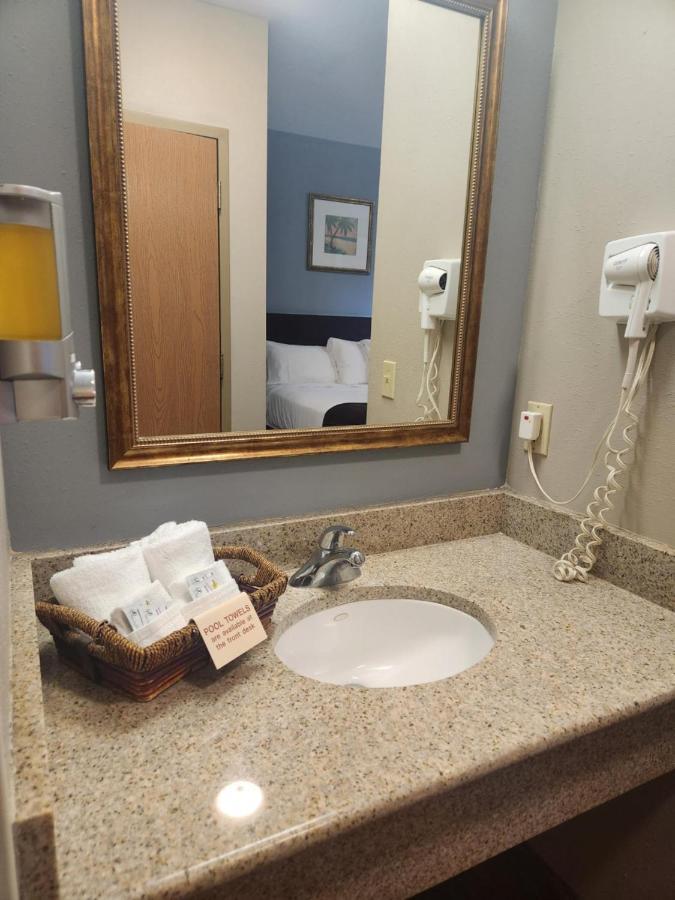 Put-In-Bay Resort & Conference Center ภายนอก รูปภาพ